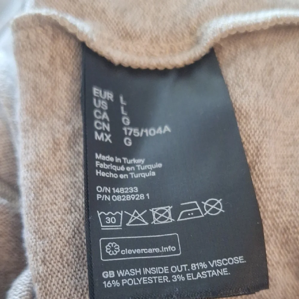 H&M Light Gray Knit Sweater
